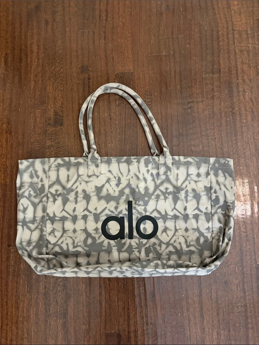 ALO Yoga Tie-Dye Canvas Tote - Gray & Cream. NWOT